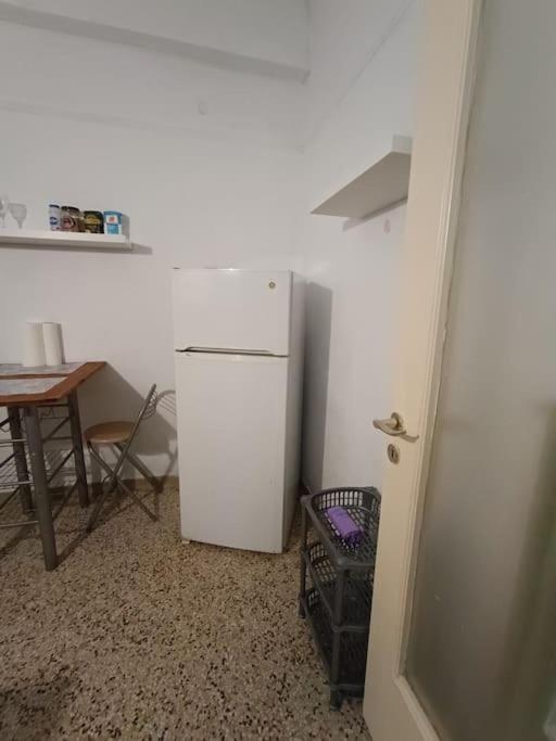 Appartement Marina Zea ピレウス エクステリア 写真