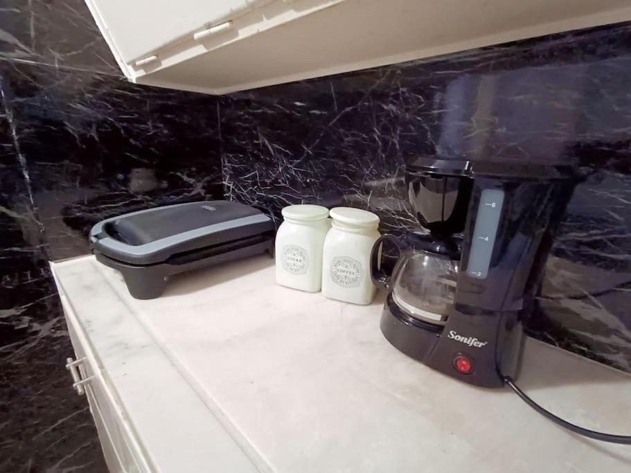 Appartement Marina Zea ピレウス エクステリア 写真